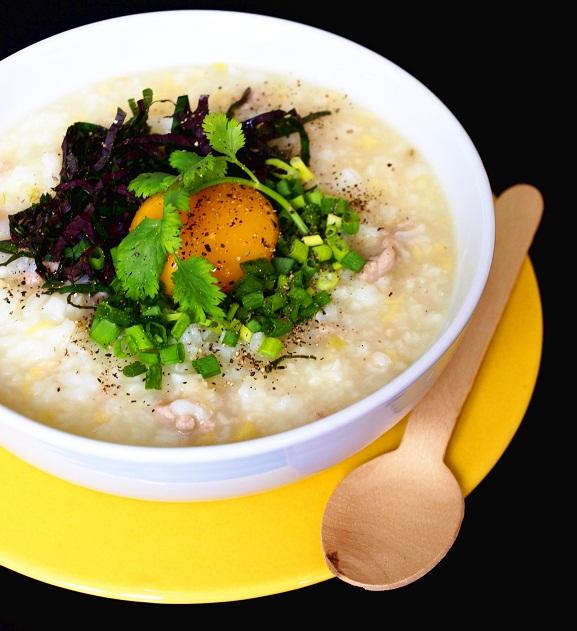 cháo tía tô trứng gà